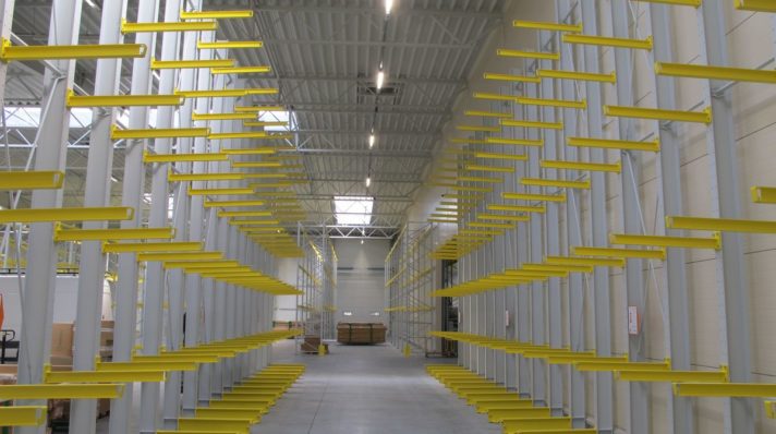 EN PORTE-À-FAUX (À SUPPORTS) 6