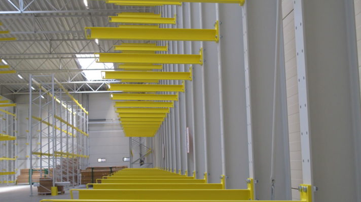 EN PORTE-À-FAUX (À SUPPORTS) 3